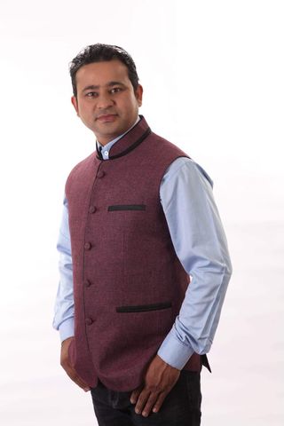 गोपाल ढकाल (छन्दे )