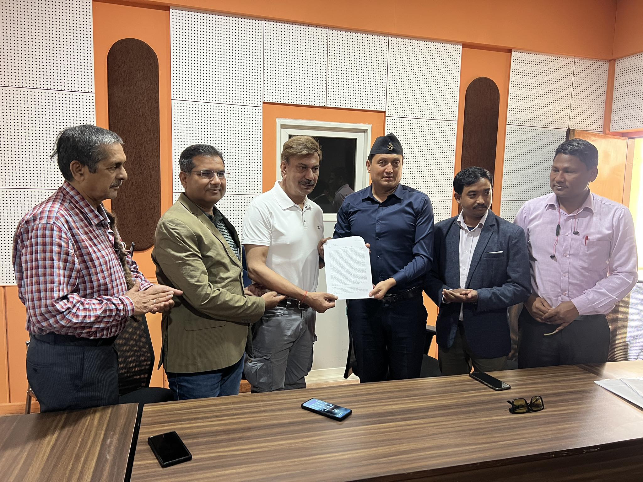 चलचित्र सम्बद्ध संघ सस्थाद्वारा बुँदागत रुपमा १३ मागहरु आज चलचित्र विकाश बोर्डमा राखियो